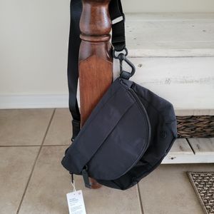 Lululemon All Night Festival Bag